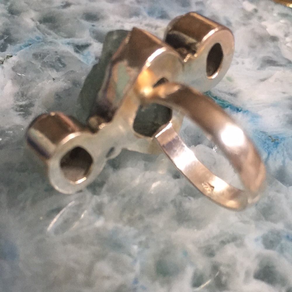 Handmade Ring - Picture 4 of 8